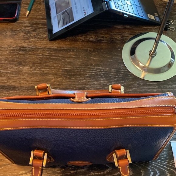 Dooney & Bourne all weather navy blue made in USA - Picture 7 of 13